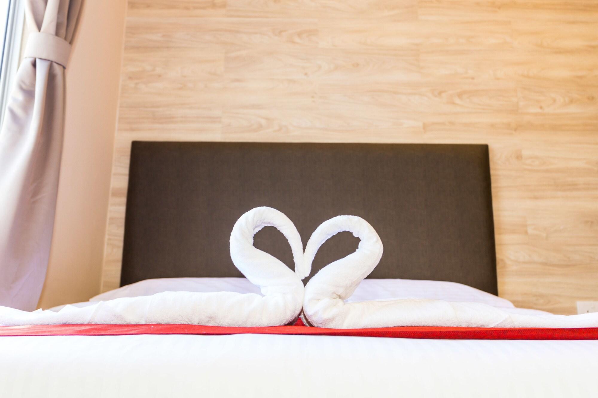 Icon Hotel Сегамат Екстериор снимка